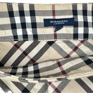 Burberry stretch size 2 mini skirt.